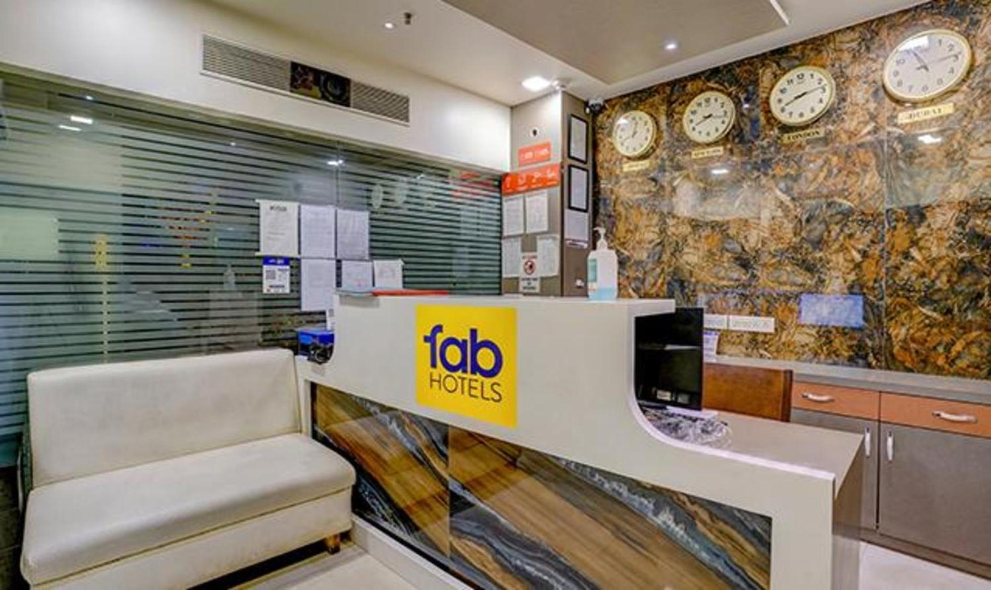 Hotel Fabexpress Veera Residency Bombaj Exteriér fotografie